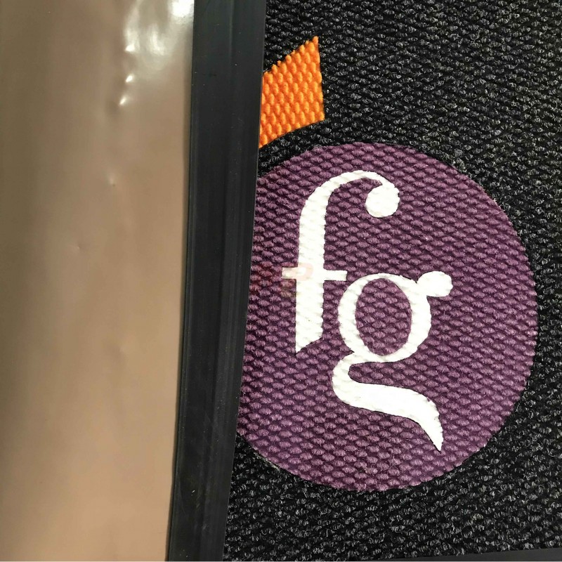 Kurumsal Firmalara Özel Siyah Logolu Paspas FG